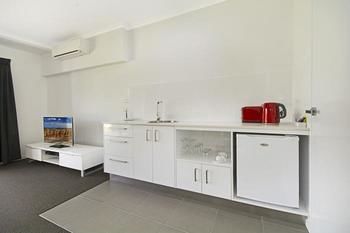 Cooroy Luxury Motel Apartments Noosa - Accommodation Bookings 14
