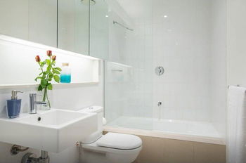 Anchor On Collins Sapphire - Accommodation Bookings 8