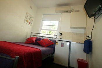 Zing Backpackers - Accommodation Bookings 6