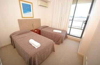 Homebush 122 Ben Furnished Apartment - Accommodation Bookings 2