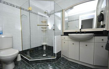 Kingsford 12 Shaw Furnished Apartment - Accommodation Bookings 0
