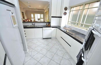 Kingsford 12 Shaw Furnished Apartment - Accommodation Bookings 4