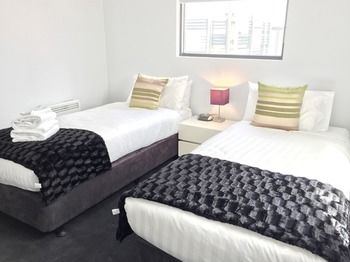 Harbour Town Apartment - Accommodation Bookings 8