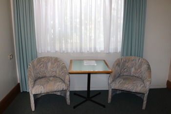 The Hermitage Motel - Accommodation Bookings 7