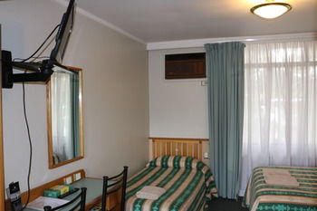 The Hermitage Motel - Accommodation Bookings 14