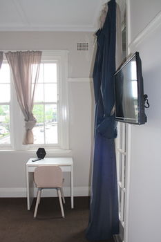Annandale Hotel - Accommodation Bookings 4