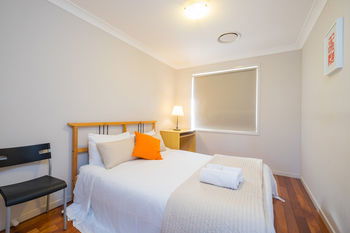 Getaway Holiday House Bankstown - Accommodation Bookings 2