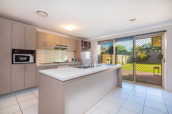 Getaway Holiday House Bankstown - Accommodation Bookings 8