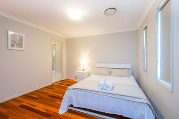 Getaway Holiday House Bankstown - Accommodation Bookings 15