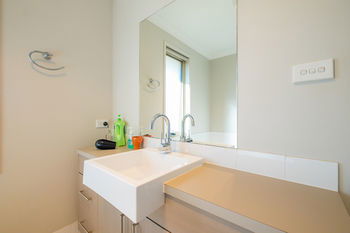 Getaway Holiday House Bankstown - Accommodation Bookings 20
