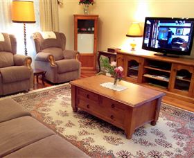 Addlestone House Bed & Breakfast - Accommodation Bookings 2