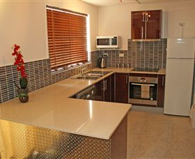 Beach Apartments - Accommodation Bookings 1