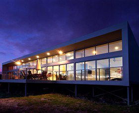 Sunset Bay Escape - Accommodation Bookings 0