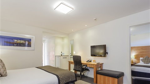 Quality Hotel Bayside Geelong - Accommodation Bookings 2