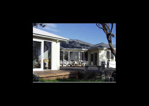 HolidayMakers - Accommodation Bookings 0