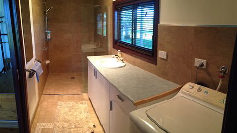 Twin Palms Cottage - Accommodation Bookings 4