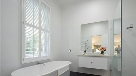 The Cottage At Bolobek - Accommodation Bookings 2