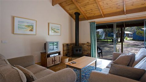 Surf Coast Cabins In Aireys Inlet - Accommodation Bookings 0