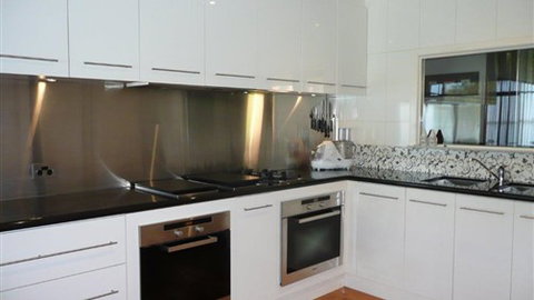 Lakeviews On Lang - Accommodation Bookings 1