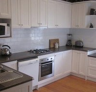 Abaleen House - Accommodation Bookings