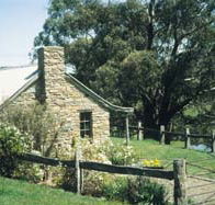 Adelaide Hills Country Cottages - Gum Tree Cottage - Accommodation Bookings