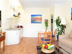 Canberra ACT Accommodation Bookings