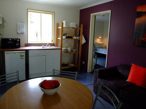 Chandler Lodge & Cabins - Accommodation Bookings 3