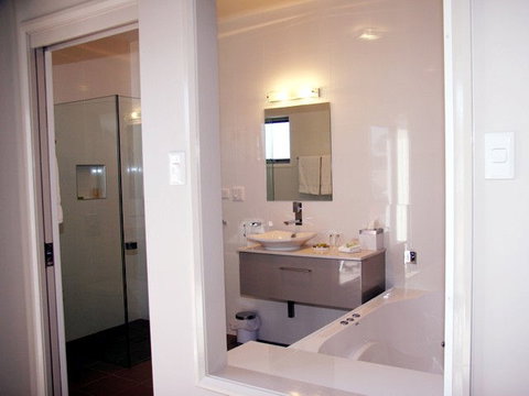 Chaucer Palms Boutique Bed & Breakfast - Accommodation Bookings 3