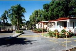 Cherokee Village Mobile Home And Tourist  Park - Accommodation Bookings 0