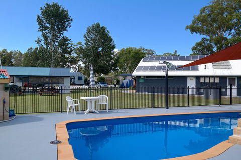 Colonial Holiday Park & Leisure Village - Accommodation Bookings 1