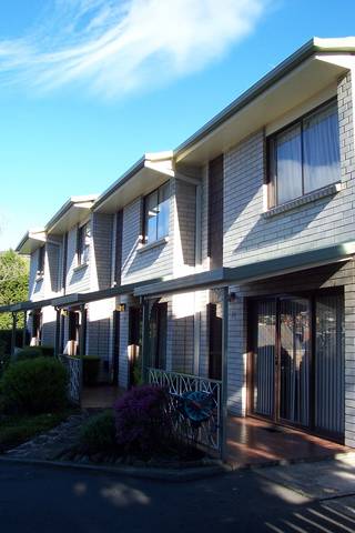 Davey Place Holiday Town Houses - Accommodation Bookings 0