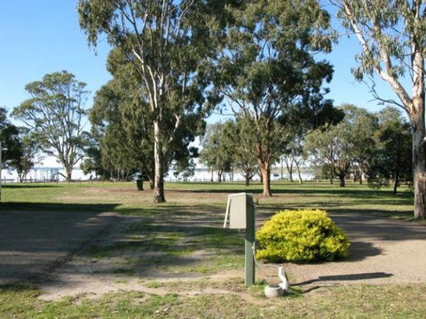 Eagle Point Caravan Park - Accommodation Bookings 0