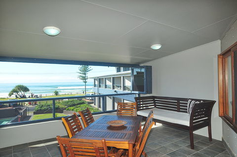 Lennox Holiday Apartments - Accommodation Bookings 1