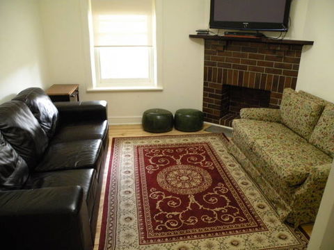 MacDonnell House (Naracoorte Cottages) - Accommodation Bookings 7