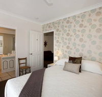 Mt Coolum Retreat 'A Bed  Breakfast' - Accommodation Bookings