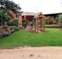 Mulanah Gardens BB Cottages/Wedding Venue - Accommodation Bookings