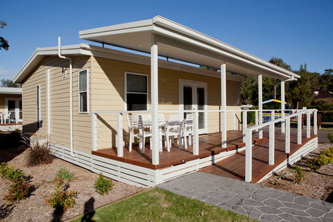 NRMA Ocean Beach Holiday Park - Accommodation Bookings 3