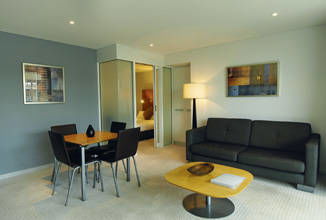 Oaks Horizons Adelaide - Accommodation Bookings 3