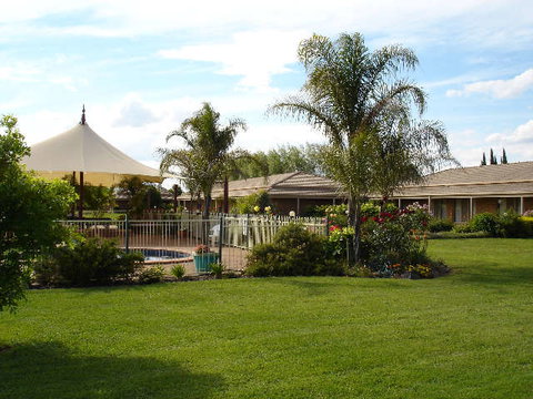 Paradise Lakes Motel - Accommodation Bookings 1