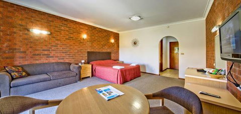 Paradise Lakes Motel - Accommodation Bookings 3