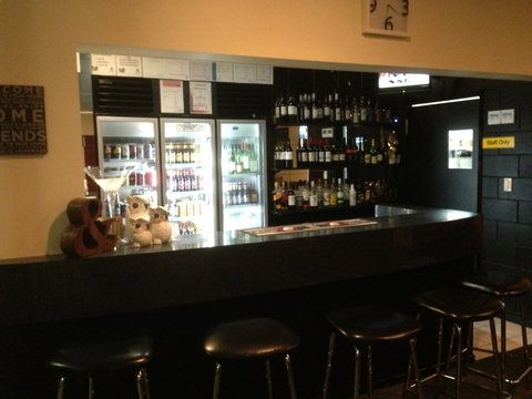 Parkside Motel & Licensed Restaurant - Accommodation Bookings 6