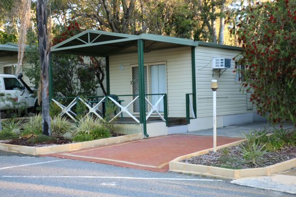 Kingsway Tourist Park - thumb 11