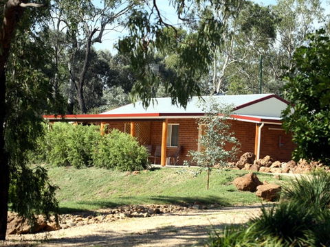 Rubyvale Motel & Holiday Units - Accommodation Bookings 2