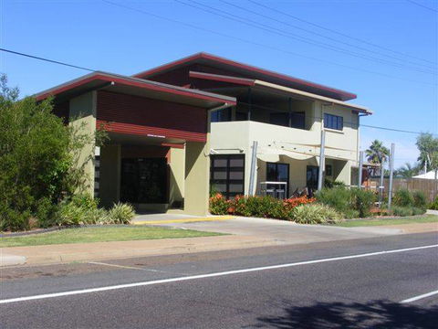 Spinifex Motel & Serviced Apartments - Accommodation Bookings 5
