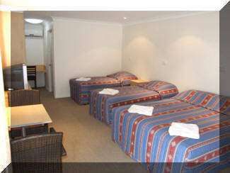Tenterfield Tavern & Motor Inn - Accommodation Bookings 0