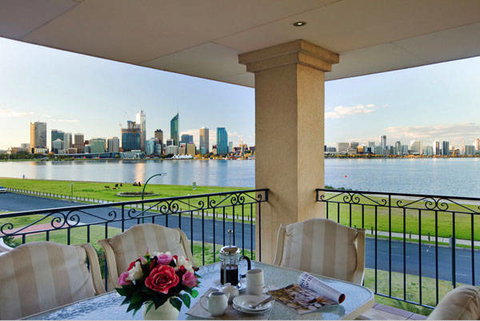 The Peninsula - Riverside Serviced Apartments - Accommodation Bookings 4