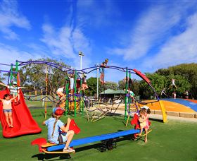 Mandalay Holiday Resort And Tourist Park - Accommodation Bookings 3