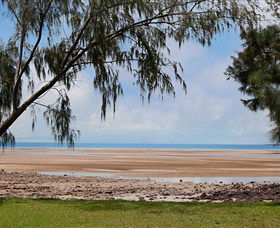 Beachside Tropical Retreat - Accommodation Bookings 6