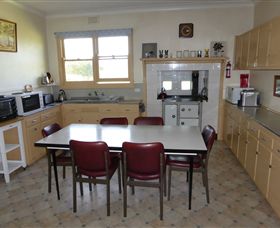 Acacia Park Farm House - Accommodation Bookings 5