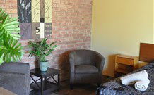 Lightning Ridge Outback Resort And Caravan Park - Lightning Ridge - Accommodation Bookings 4